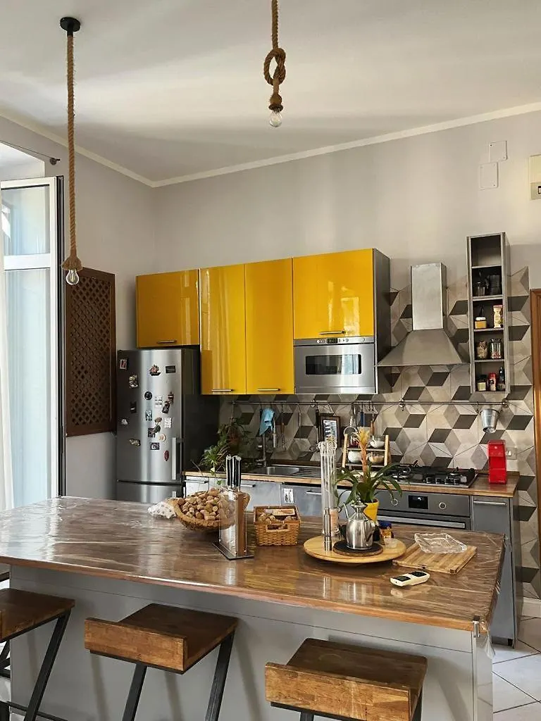 Miramari Διαμέρισμα Νάπολη 0*,
